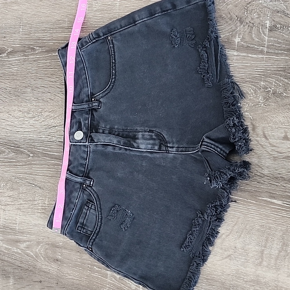 PacSun High Rise Festival Ripped Black Wash Denim Jean Shorts Sz. 25 - Picture 4 of 10